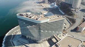 Владивосток. "Счастливая" гостиница на мысе Бурном. Набережная, 13