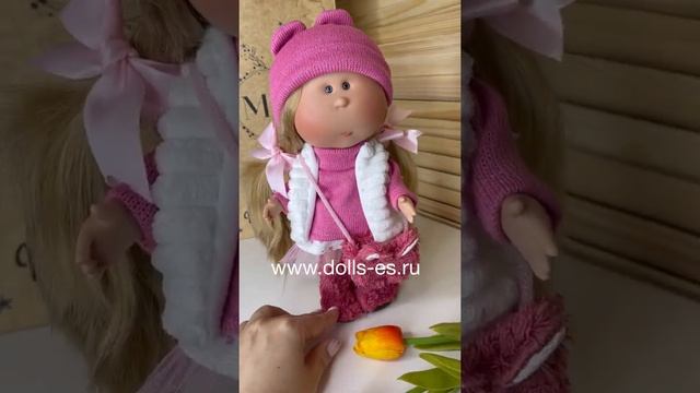 Кукла Nines виниловая 30см MIA CASE (3082) смотреть онлайн