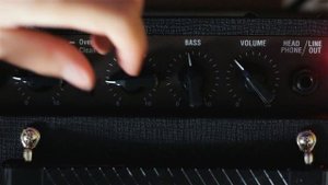 Practice Amp Battle - Marshall, Vox, Fender, Blackstar, Harley Benton