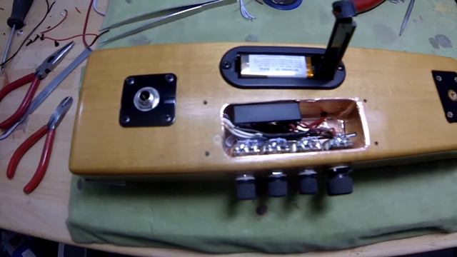 Kydd 5-String Piccolo Upright Bass with built-in EQ preamp смотреть онлайн