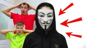 Кто под МАСКОЙ? Рома и ПАПА убегают от ПРЕСТУПНИКА в Реальной Жизни! Что ПРИДУМАЛИ Мама и Хелпик?