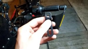 Установка ветрозащиты рук на Bajaj Boxer 150