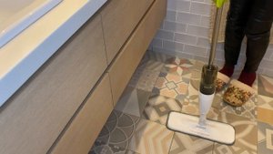 ОБЗОР I Китайская швабра с распылителем воды Deerma spray mop TB500