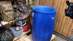 Поддон готов под бочку для ремонта лодочных моторов