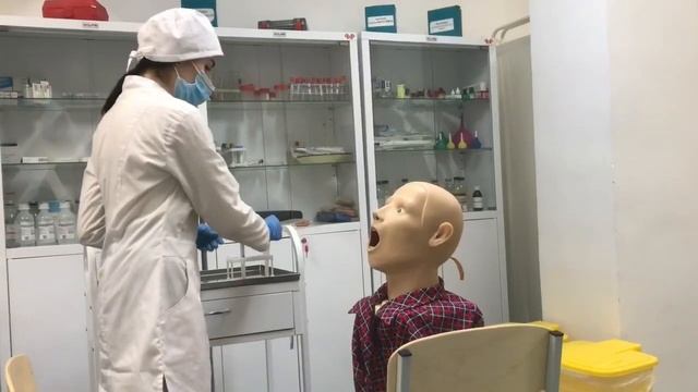 Взятие мазка из зева и носа смотреть онлайн