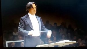 Оркестр и смешной дирижер Beethoven 9 - Chicago Symphony Orchestra