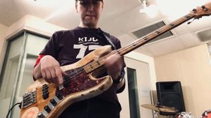 1972 Fender Jazz Bass+ZOOM B1 FOUR Looping
