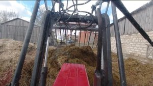 #МТЗ 82.1 и #Кун (пку08) c универсалними вилами #Metalfach работаем с навозом #DJIOsmo / Cow manur