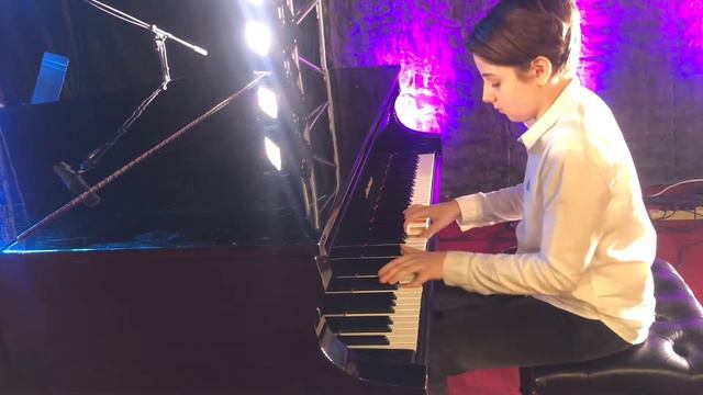 Леонид Притула (13 лет) «Mambo Influciado».