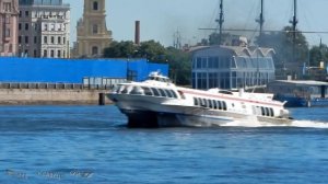 Теплоход на подводных крыльях | Легендарный Метеор