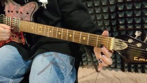 МОЖНО ЛИ ИГРАТЬ НА ЭЛЕКТРОГИТАРЕ С НОГТЯМИ.