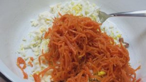 Лаваш с курицей и корейской морковкой