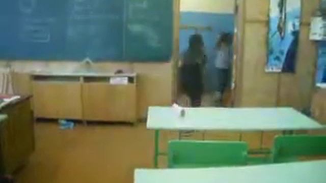 цирк уехал, а клоуны остались:D смотреть онлайн