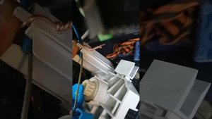 Сломались крепления тросиков переключения направления обдува на стекло Renault, Nissan Almera G15.
