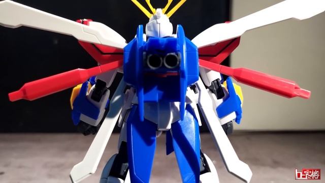 Gundam Automatic Fit Together [Stop Motion Animation] смотреть онлайн