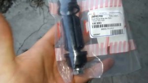 Обрывает тяги стабилизатора