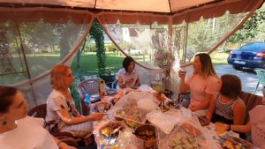 Продолжение  дня рождения  Kerry.      Отмечаем день  рождения  на даче