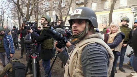 Иностранные журналисты приехали в Донецк
