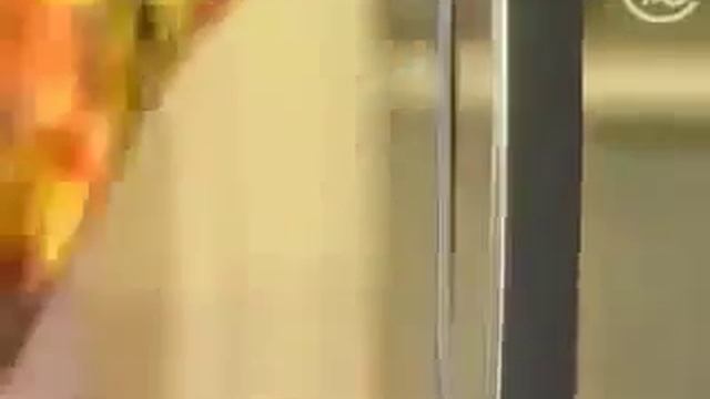 Как сделать браслет своими руками из молнии смотреть онлайн