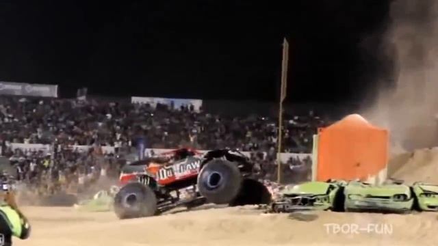 Monster Trucks Tricks And Fails