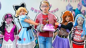 Подруга УВЕЛА ПАРНЯ на дне рождении! Парень-оборотень на двоих!