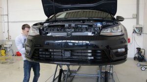 Снятие и установка переднего бампера на VW Golf 7