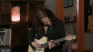 ? Robben Ford's Chicago Blues Influences & The 9th Chord - TrueFire