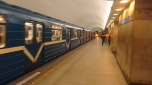 Станция метро "ГОРЬКОВСКАЯ", ПЕТЕРБУРГ