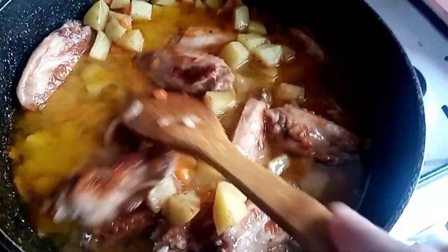 Домашние рецепты ужин или обед,Вечерный ужин.Как жарит рис на сковороде?Кечки же Тушку тамак.Вкусны смотреть онлайн