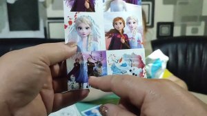 Холодное Сердце сюрприз в пакетике распаковка! Алиса открывает подарочный набор Холодное Сердце!