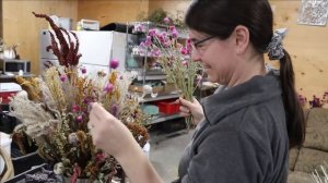 Dried Flower Arranging For A ROMCOM Movie Set! 😍💐