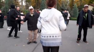 ЗА ТВОЮ КРАСИВУЮ УЛЫБКУ!??/ТАНЦЫ В ПАРКЕ ГОРЬКОГО ХАРЬКОВ ОКТЯБРЬ 2021
