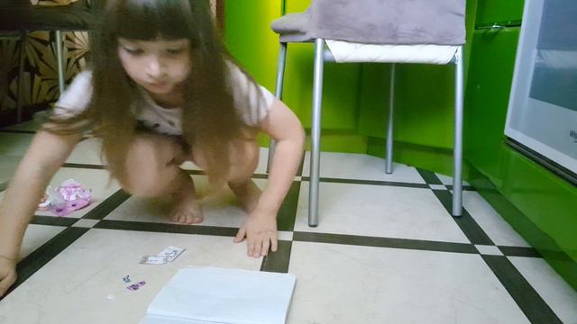 бумажные сюрпризы смотреть онлайн