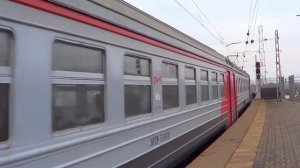 Электропоезд ЭР2Р-7049, станция Царицыно
