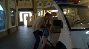 Киев День#4 ходим по ТРЦ Гуливер магазин Планета Игрушек Кидландия детский компл