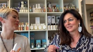 GOLDEN SERENADE VAN JUSBOX REVIEW DOOR PARFUMARIA EN TANYA