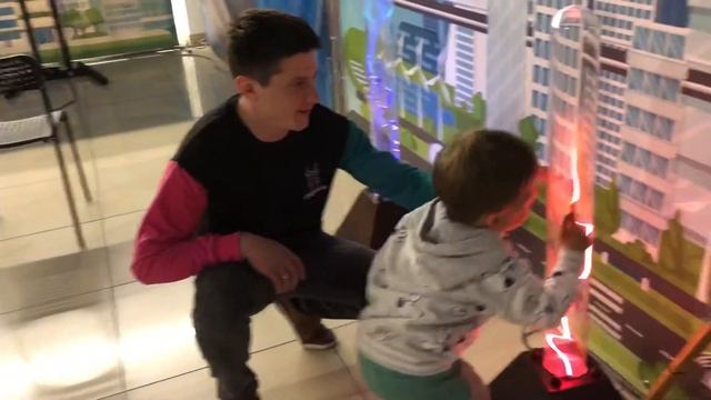 ВЫСТАВКА РОБОТОВ  🤖🤖🤖 ТОЛЬЯТТИ ТЦ АКВАРЕЛЬ 🎨🎨🎨