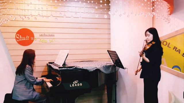 하울의움직이는성 ost 인생의회전목마 피아노 바이올린 연주 루디아피아노LudiaPiano смотреть онлайн