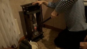 техно-планктон изготовлен с  помощью домкрата 8 и 4 тоны