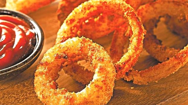Рецепт дня Луковые кольца