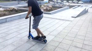КАК НАУЧИТЬСЯ ТРЮКУ 180 НА ТРЮКОВОМ САМОКАТЕ?