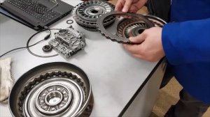 Как устроен гидротрансформатор АКПП? Слабые места, причины вибраций. Покажем на железяках! Часть 2.