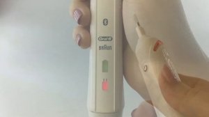 Электрическая зубная щетка Braun Oral-B Pro SmartSeries 4000