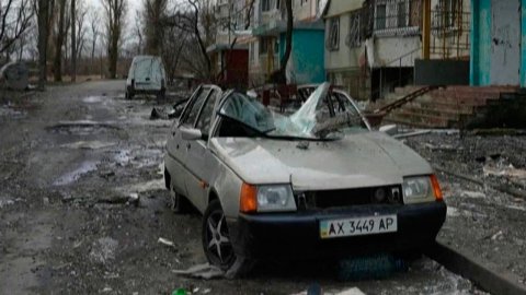 Беженцы из Харькова сообщают о бесчинствах бандитов
