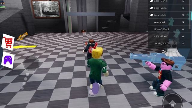 Победили ужасного учителя в ROBLOX вместе с подписчиками!!! смотреть онлайн