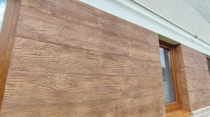 Фасад в Балашихе с имитацией дерева из штукатурки Ceresit