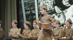 «ПОПУРИ НА ТЕМУ ВОЕННЫХ ПЕСЕН» - исполняет Ансамбль ложкарей «Задоринка», руководитель Елена Галкина