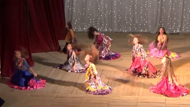 Студия эстрадного танца «Ритм- балет». "Цыганские мотивы" смотреть онлайн