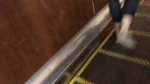 Станция октябрьская переход с кольцевой на радиальную.