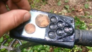 КОПАЕМ С МЕТАЛЛОДЕТЕКТОРОМ В ЛЕСУ XP DEUS